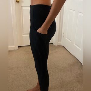 Black high waisted leggings with pockets!